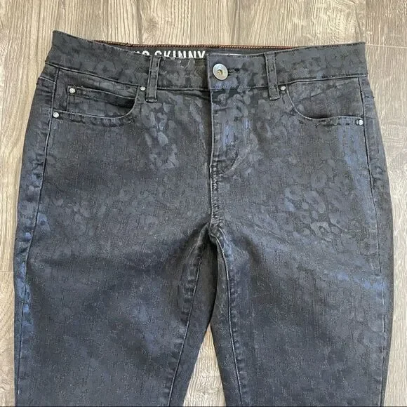 DKNY Black Subtle Leopard Print Skinny Jeans - Picture 2 of 12